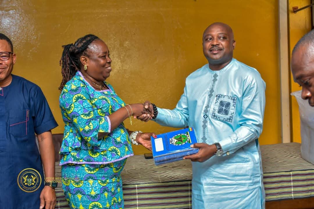 UPPER WEST REGIONAL MINISTER DONATES 13,800 EXERCISE BOOKS TO DEPRIVED SCHOOLS